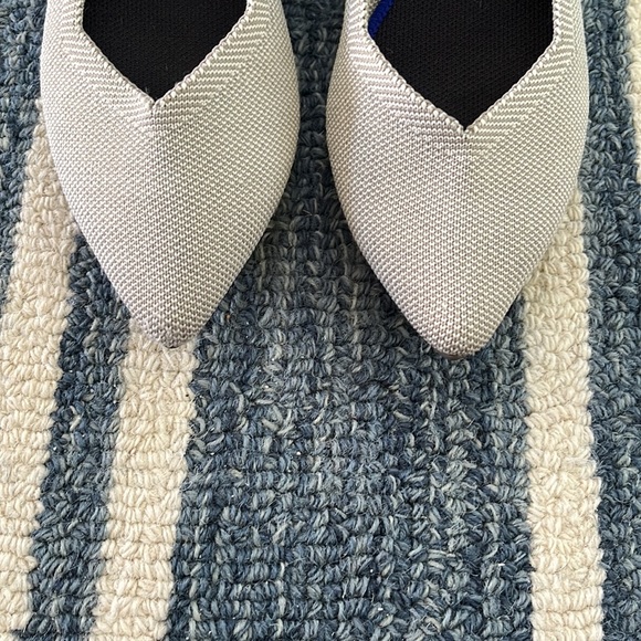 Rothy’s flats size 8.5 - Picture 3 of 4